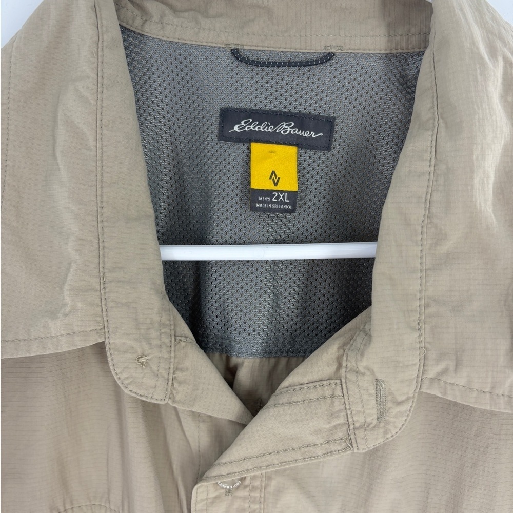 Eddie Bauer Men's Tan Shirt Jacket - Picture 2 of 9